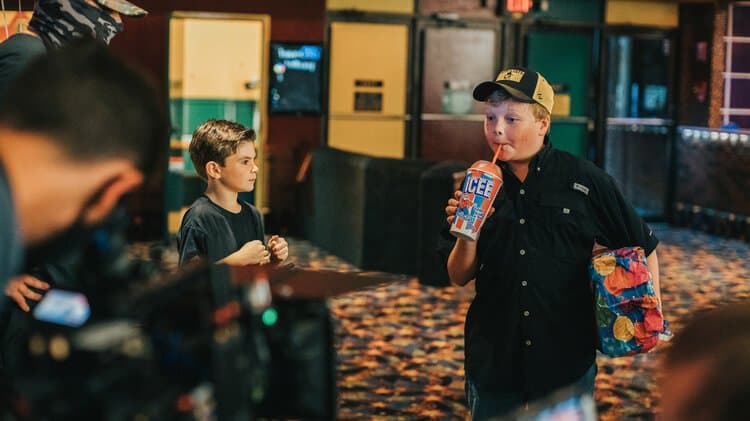 LUKE COMBS X ICEE ”LOVIN’ ON YOU” MUSIC VIDEO PLACEMENT